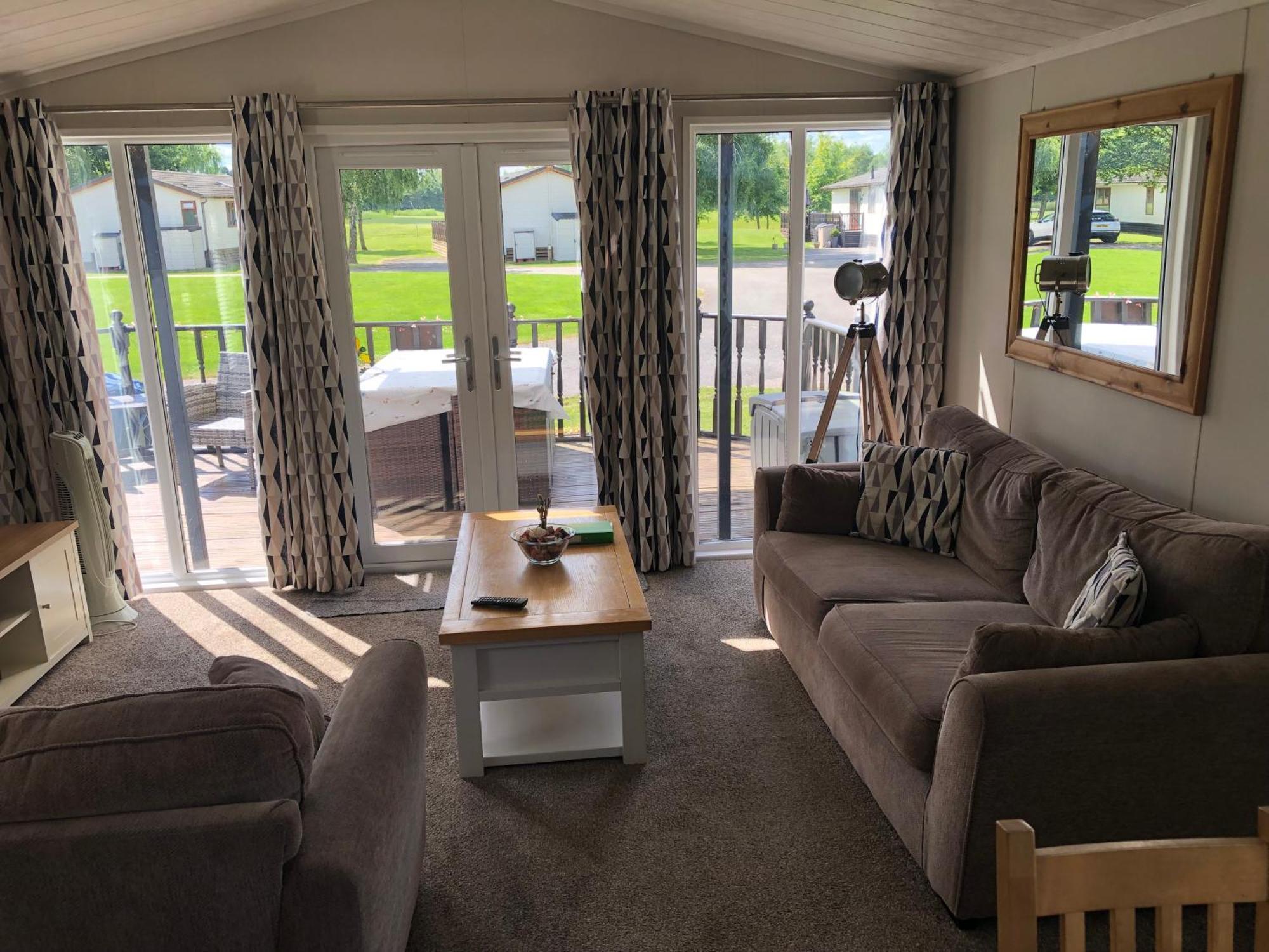 Bumblebee Lodge Tydd St. Giles Екстер'єр фото